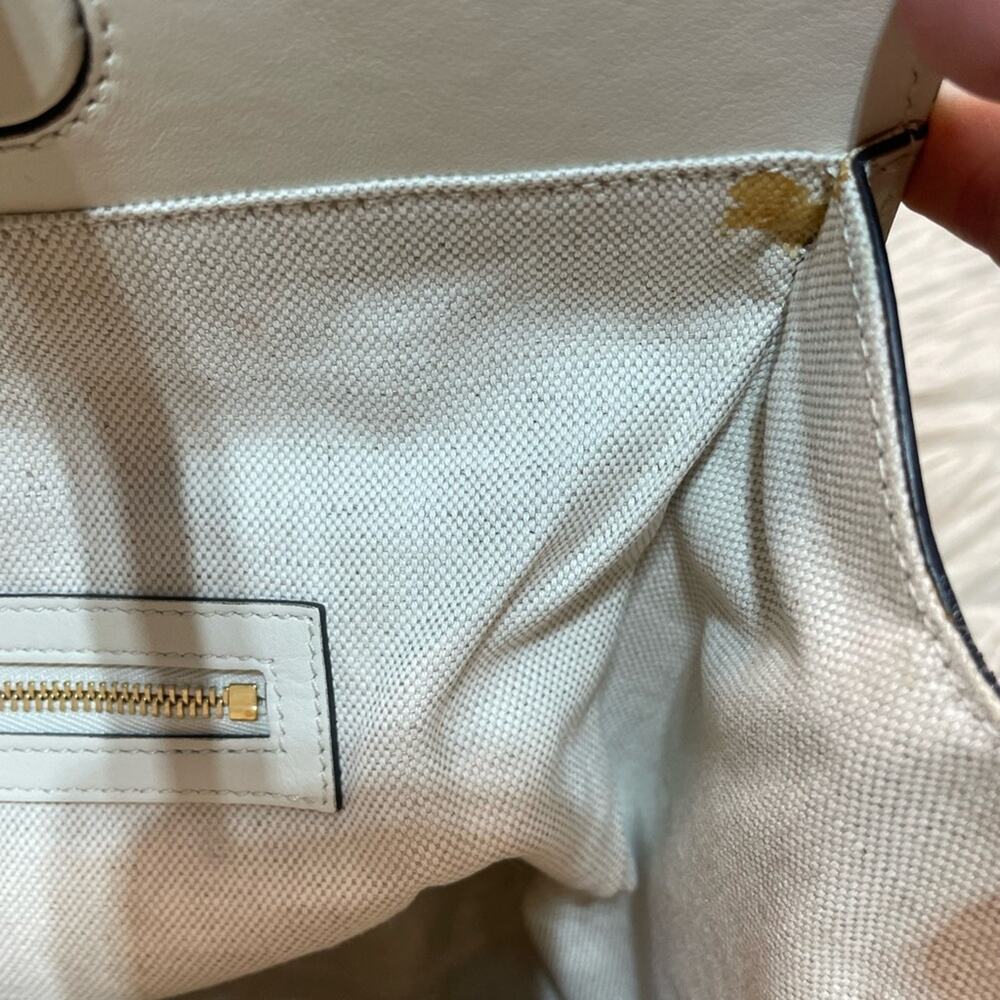 Gucci Ivory Leather tote / Hand Bag in good condition, comes with a COA - Picture 9 of 9